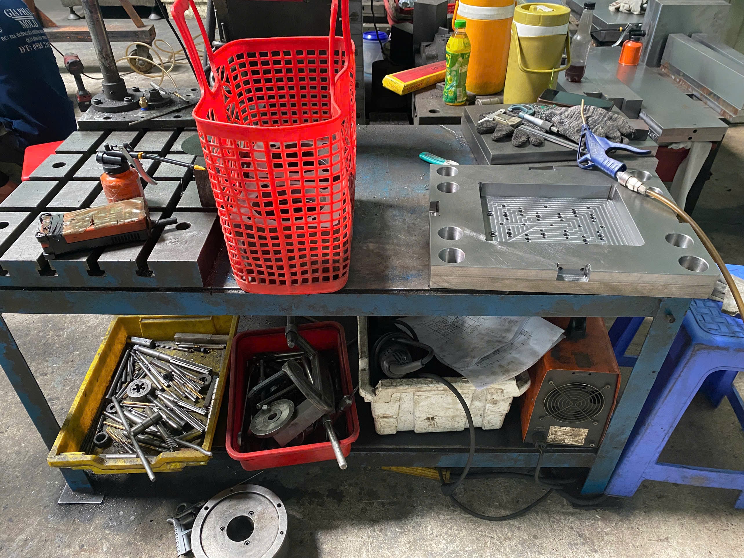 Workbench.jpg